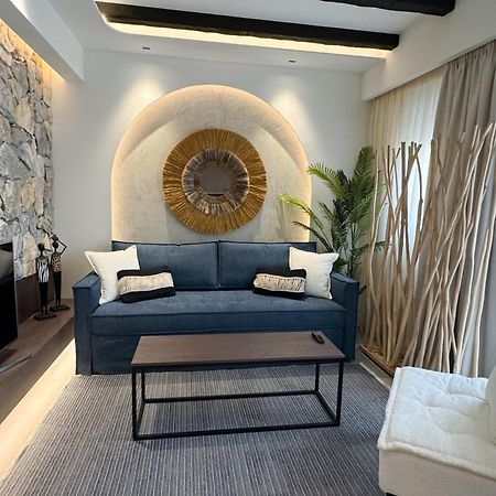 Urban Gem In The Heart Of Naoussa A Stylish Escape Apartment Naousa  Luaran gambar