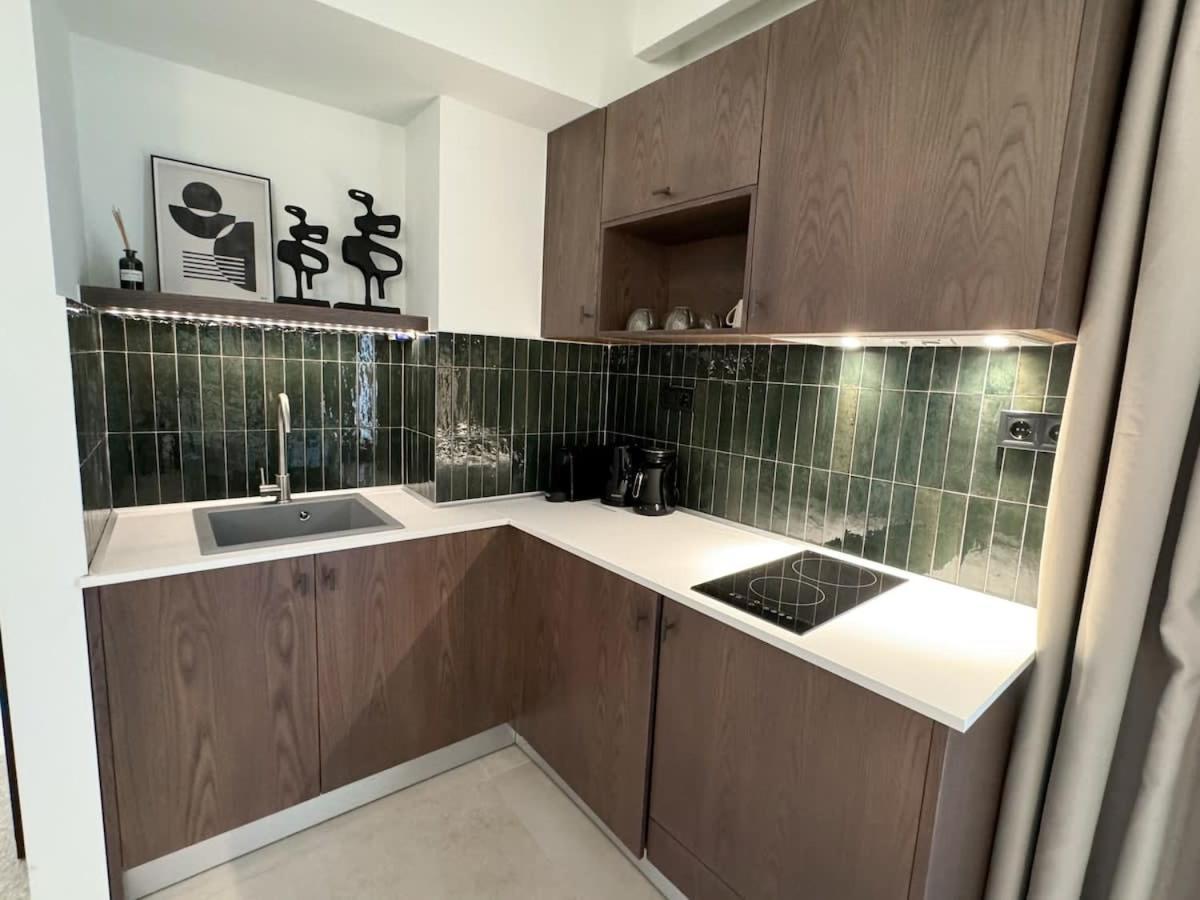 Urban Gem In The Heart Of Naoussa A Stylish Escape Apartment Naousa  Luaran gambar