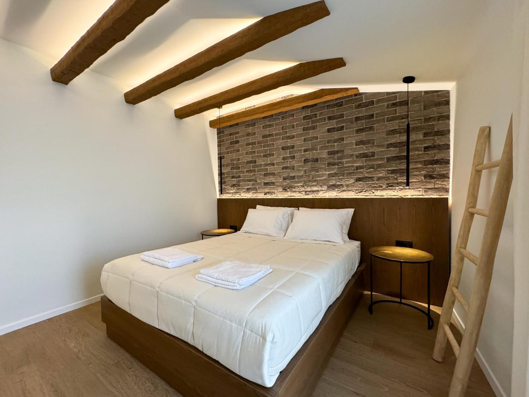 Urban Gem In The Heart Of Naoussa A Stylish Escape Apartment Naousa  Luaran gambar